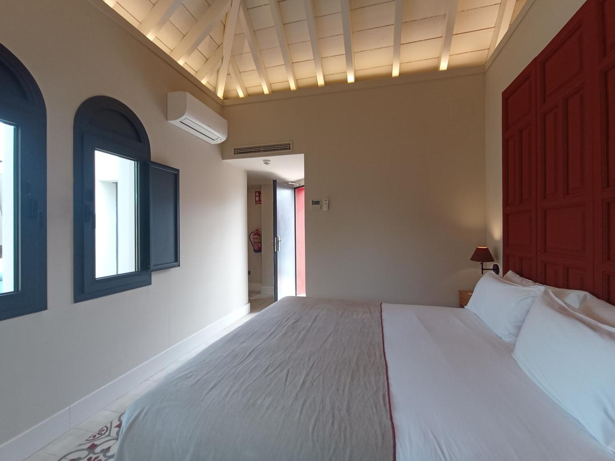 Uma Suites Parada Del Marques Sewilla Zewnętrze zdjęcie